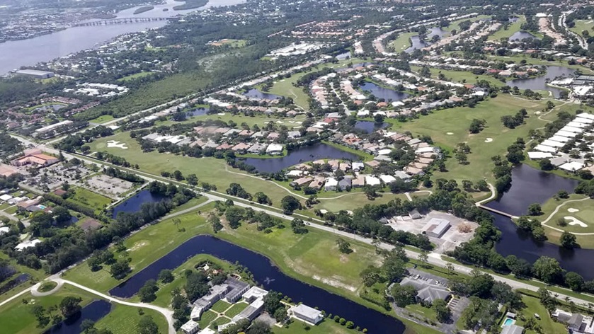 Pilots flew 18 aircraft over a Palm City, Florida, assisted living facility in honor of 99-year-old pilot Bernice “Bee” Haydu. Photo courtesy of Debby Tricarico Artman.
