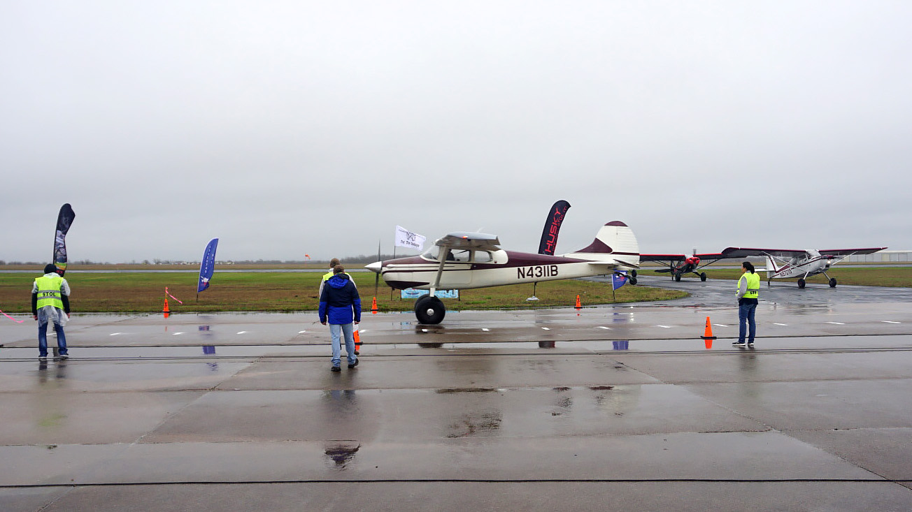 Jeff Pohl puts down a competitive score in the Light Touring Class. Photo by Alicia Herron.