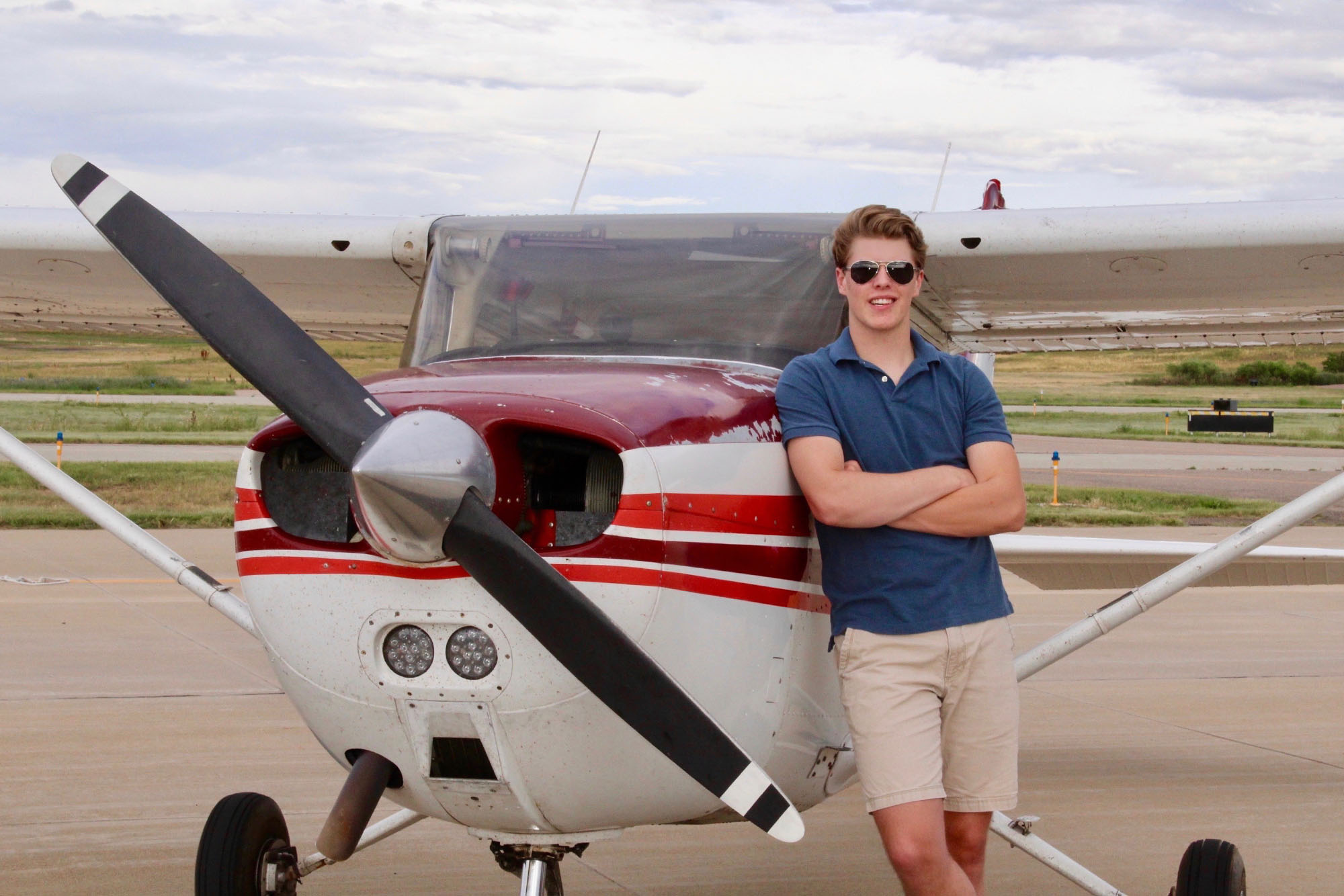 Graduating Colorado high school senior and pilot Jason Walter plans to study aviation and aerospace science at Metropolitan State University Denver. Photo by Liz Danekind, ELD Photography.