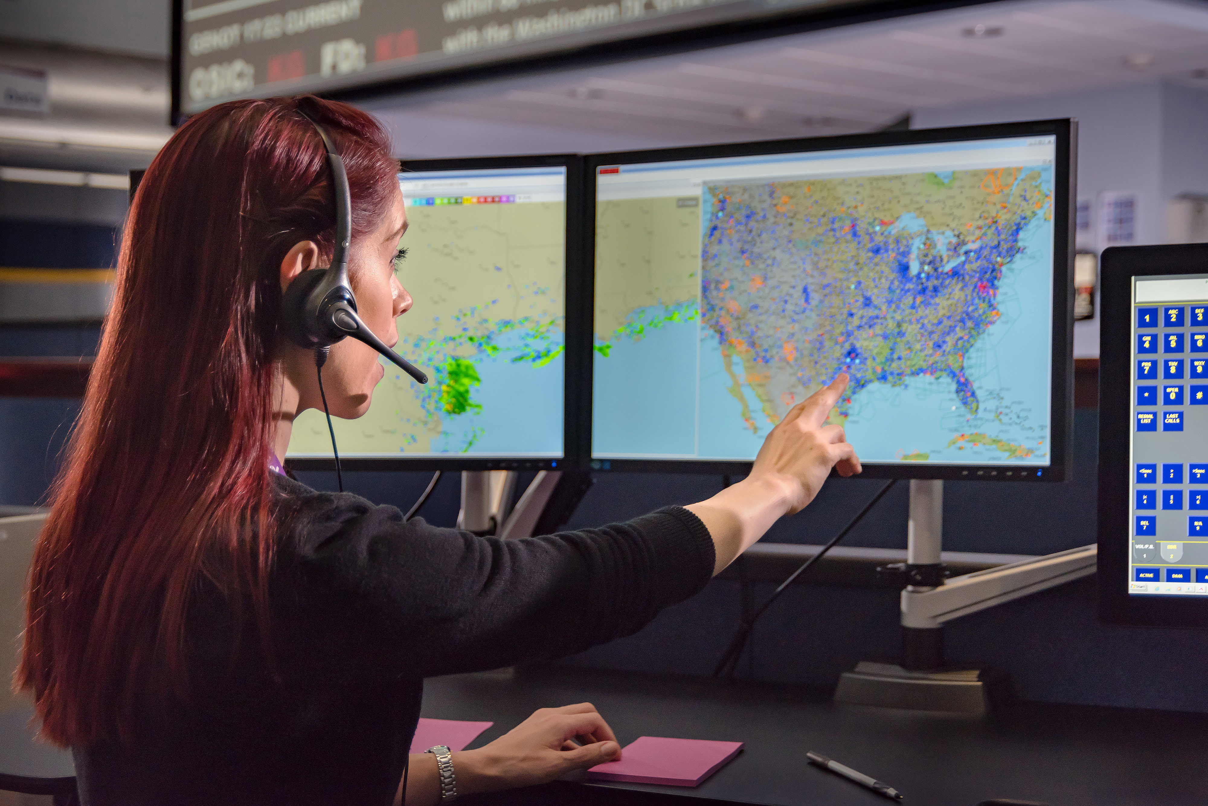 Connectivity, technology streamline flight service briefings AOPA
