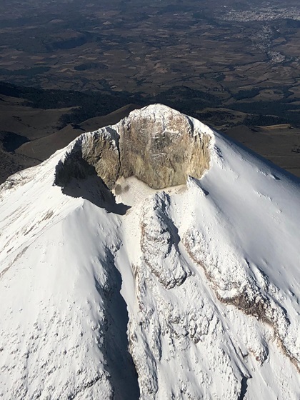 Caldera of Pico de Orizaba. Photo courtesy of Juan Plaza
