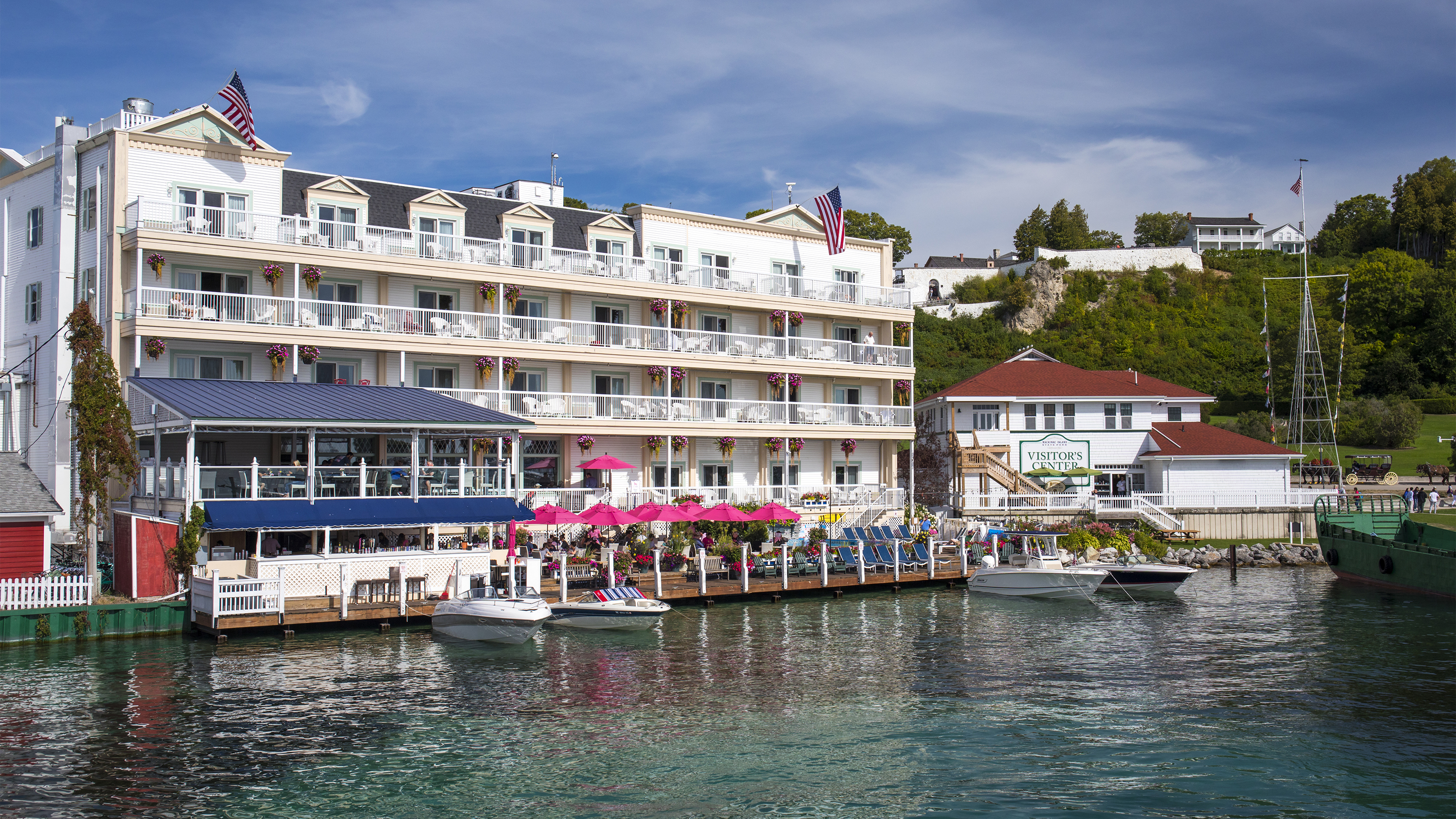 Hotels offer waterfront views with kayak and paddleboard rentals. Photo courtesy of the Mackinac Island Tourism Bureau. 