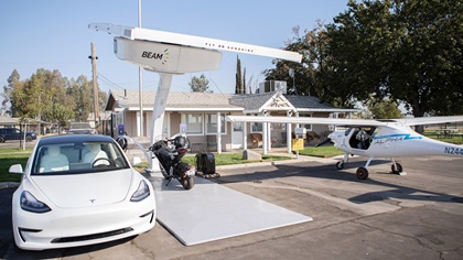 The EV ARC solar charging station was designed by Beam Global to charge all kinds of electric vehicles. The only modification required to charge Pipistrel Alpha Electro batteries was a plug swap. Photo courtesy of Beam Global.