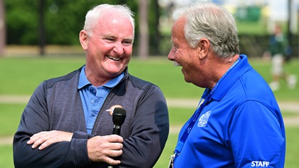 AOPA President Mark Baker interviews EAA CEO and Chairman of the Board Jack Pelton during EAA AirVenture. Photo by David Tulis.