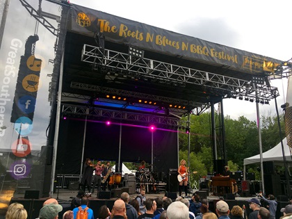 Guitarist and blues singer Samantha Fish performs at Roots N Blues 2018. Photo by MeLinda Schnyder.