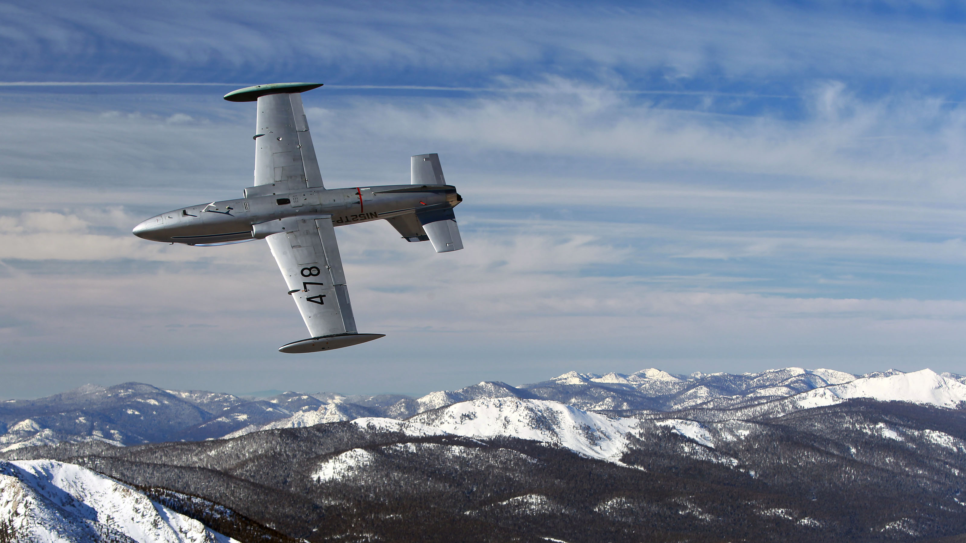 FlightSafety International and Flight Research Inc. are offering a joint upset recovery training course that incorporates simulators and real aircraft including an Aermacchi MB-326 Impala single-engine jet trainer. Photo by Chris Rose.