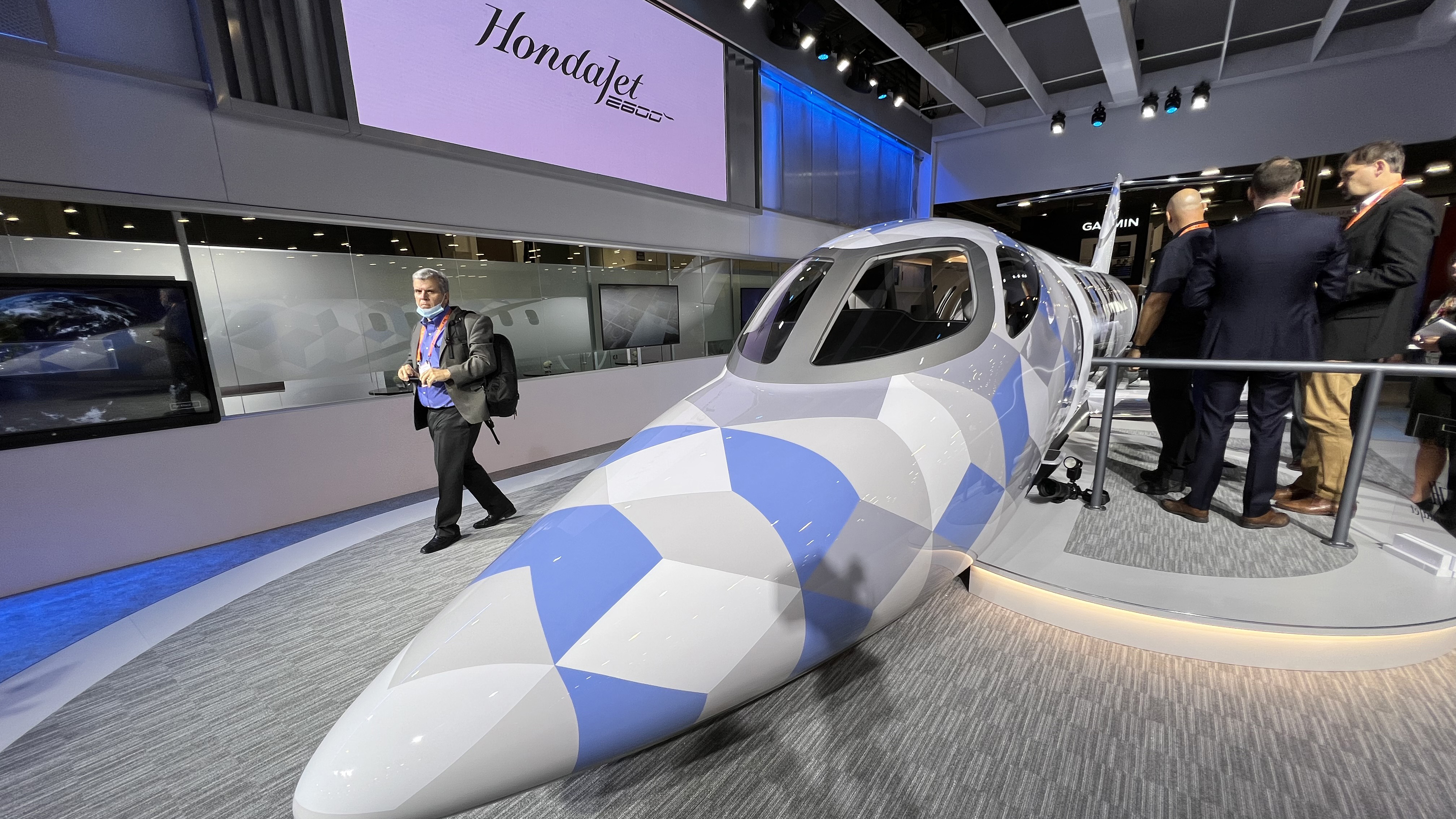 The HondaJet 2600 will seat up to 11 passengers and cruise at 450 knots with transcontinental range of 2,625 nautical miles. Photo by Paul Harrop. 