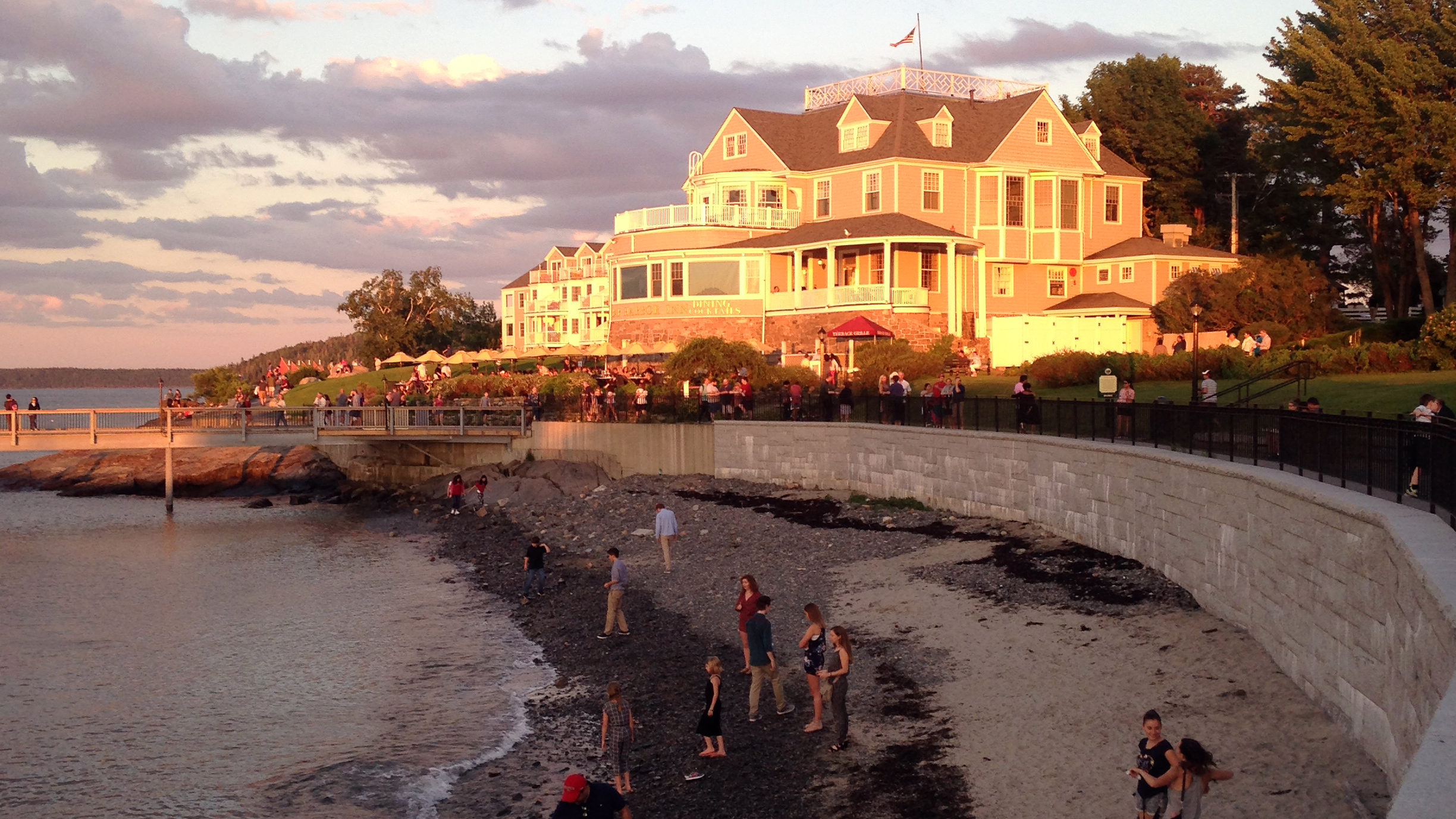 The Bar Harbor Inn. Photo photo by Julie Summers Walker.