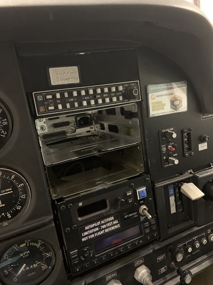 The avionics stack of Christensen's Cessna Cardinal, now missing its Garmin 650 and Bendix NavCom KX155. Photo courtesy of Mike Christensen.