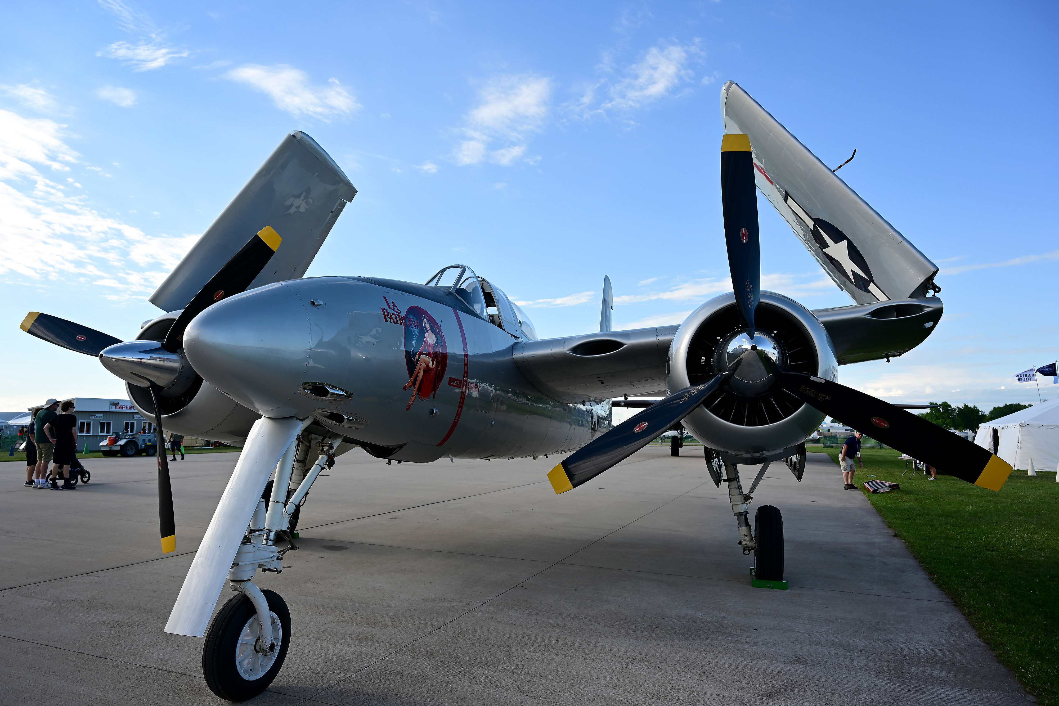 AirVenture awakened by warbird thunder - AOPA AirVenture awakened by warbird thunder - AOPA