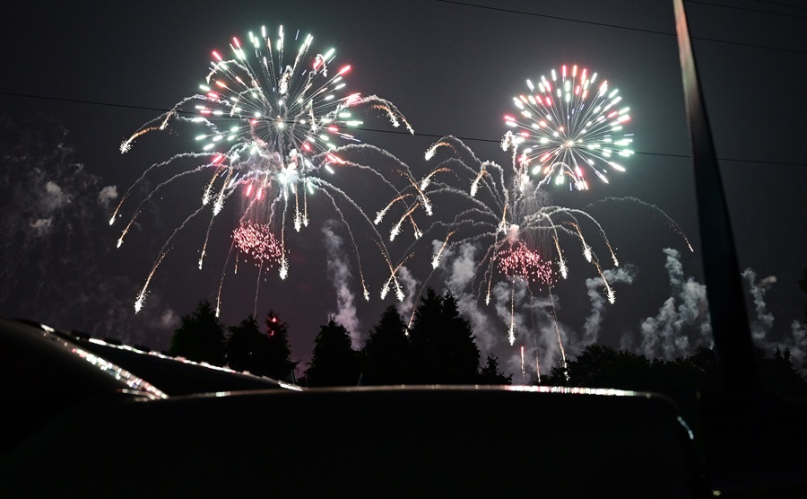 While fireworks displays look great from ground level (this one at EAA AirVenture in Oshkosh, Wisconsin, in 2019), pilots have another perspective readily available to us. Photo by David Tulis.