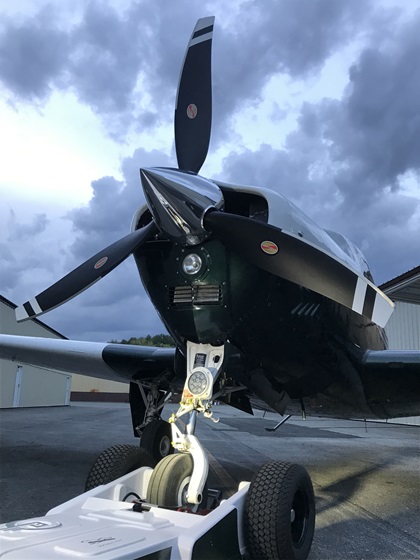 It's hard to argue with the ramp appeal of Hartzell’s new carbon fiber propeller. Photo by Jeff Simon.