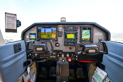 Lyle Jansma's Cessna 172, equipped with the Legacy XL Stationary Panel at the AOPA Hangout at Felts Field in Spokane, Washington, September 10, 2022. Photo by David Tulis.