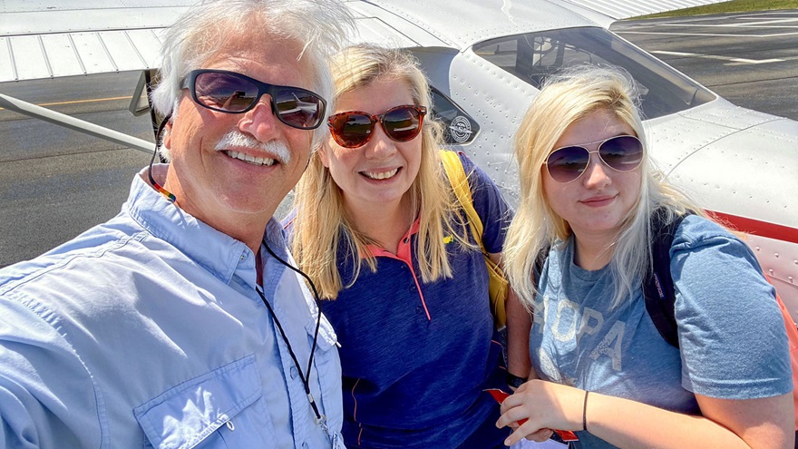 The Tulis Family arrive in Nashville via Cessna 182. Photo by David Tulis.