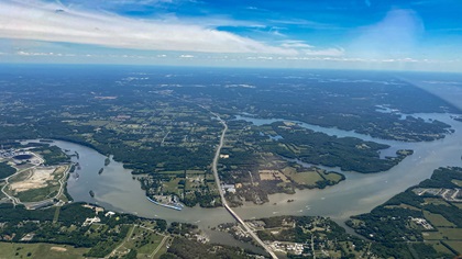 The Cumberland River leads to Nashville. Photo by David Tulis.