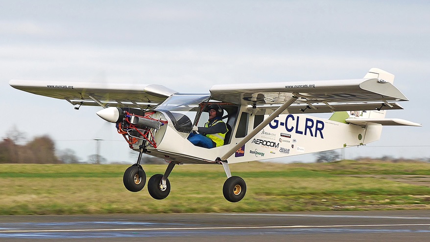 The “Sky Jeep” takes its maiden flight at Old Buckenham Airfield in south Norfolk, UK. Photo courtesy of NUNCATS.
