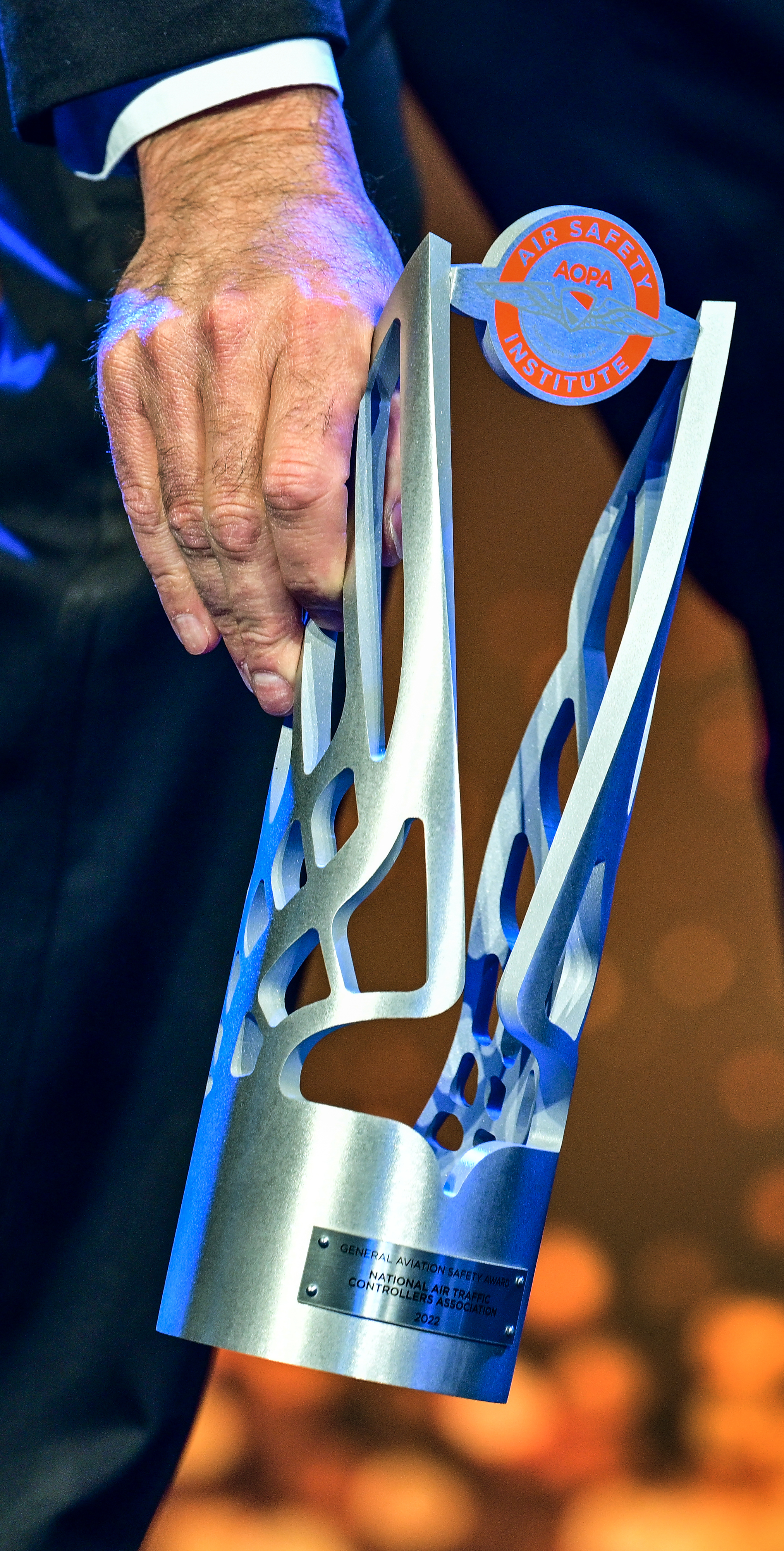 The Air Safety Inistitute General Aviation Safety Award. Photo by David Tulis.