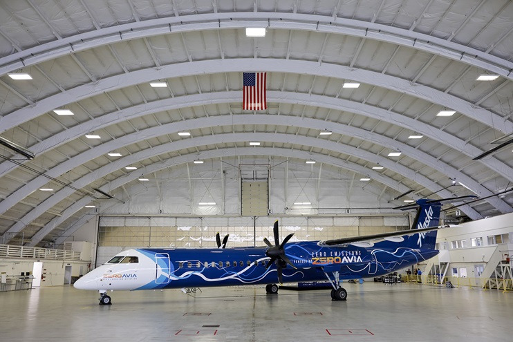 The Dash 8 Q400 donated by Alaska Airlines to ZeroAvia repainted with its new livery at Paine Field. Photo by Joe Nicholson-Alaska Airlines.