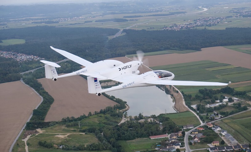 H2Fly’s HY4 electric demonstrator aircraft flying above Maribor, Slovenia, powered by liquid hydrogen. Photo courtesy of H2Fly.