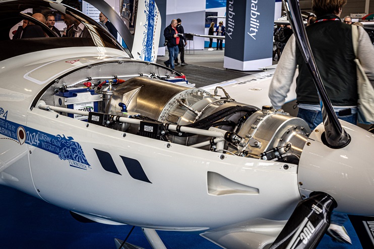 Aero 2024 highlights innovation, challenges - AOPA