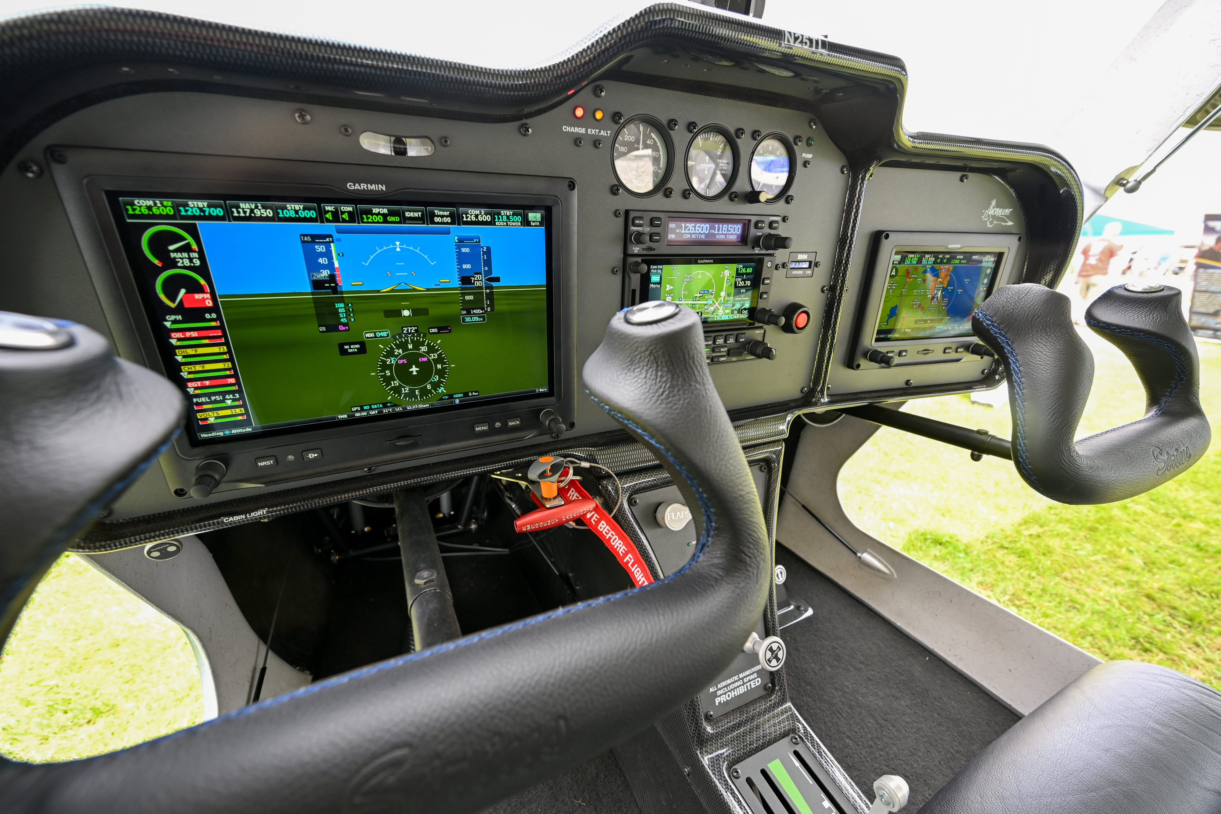 The Sirius is equipped with Garmin avionics. Photo by David Tulis.