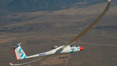 An Arcus J glider with a hydrogen turbojet began flights to test contrail composition in late 2024. Photo courtesy of Airbus.