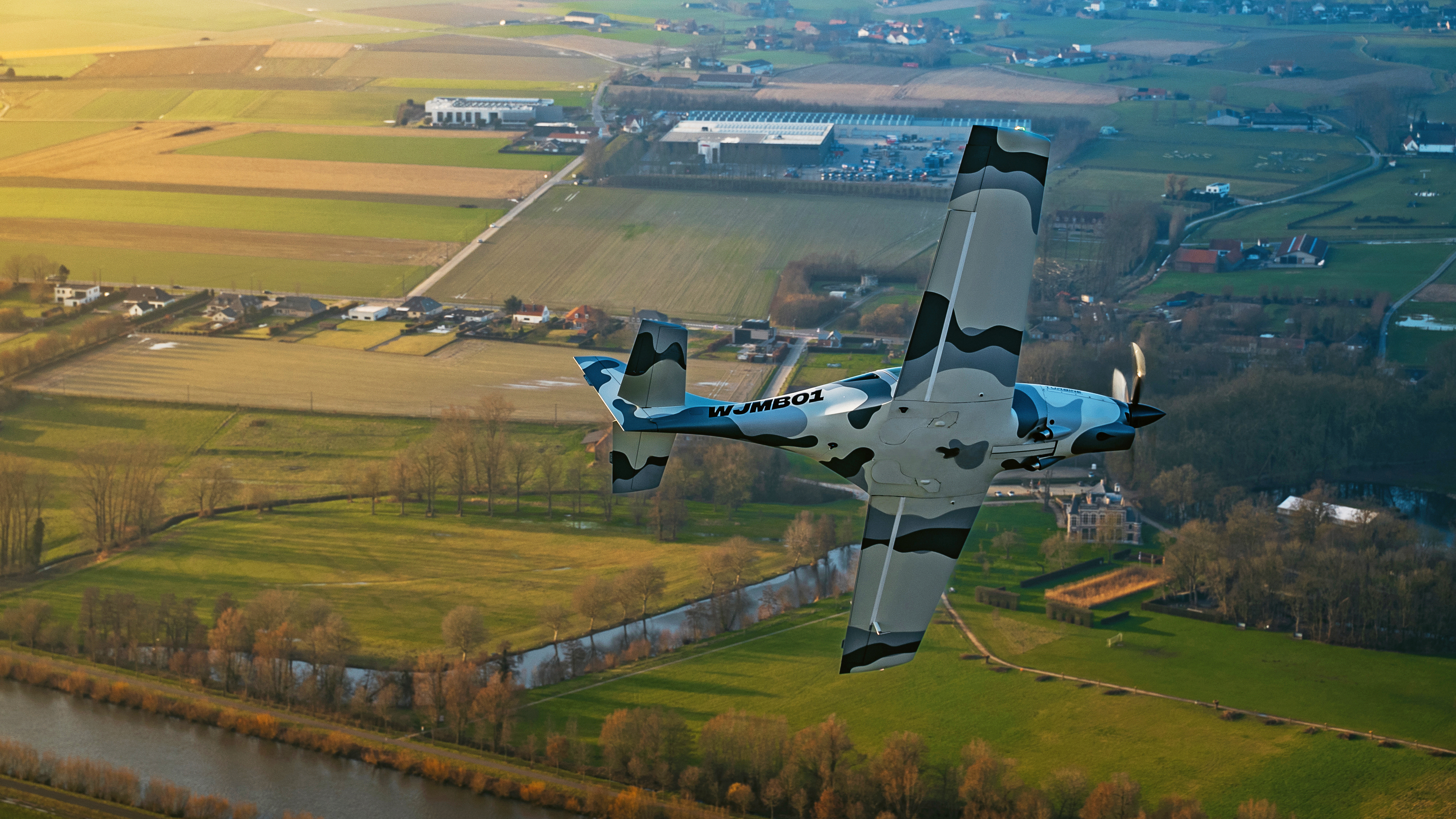 Photo courtesy of JMB Aircraft.