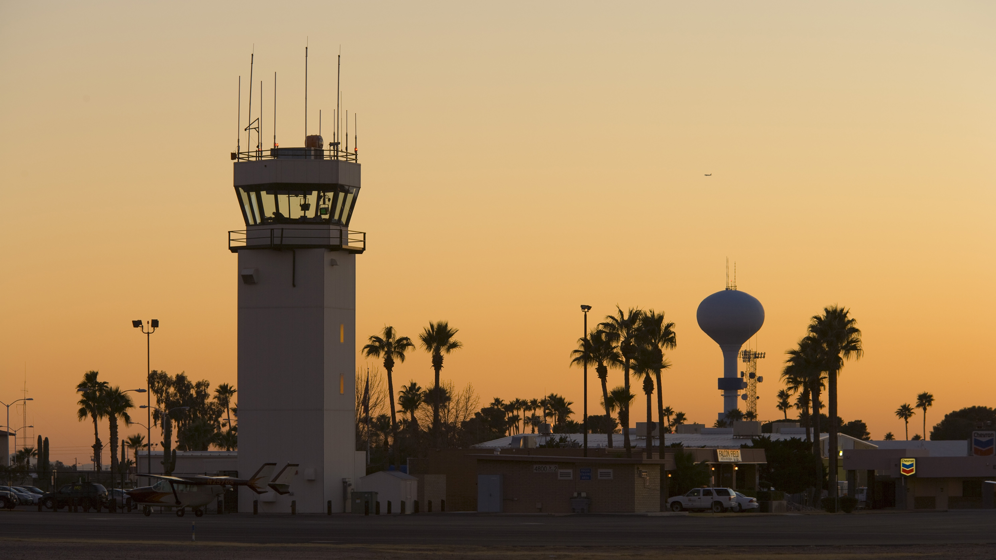 Photo by Mike Fizer.