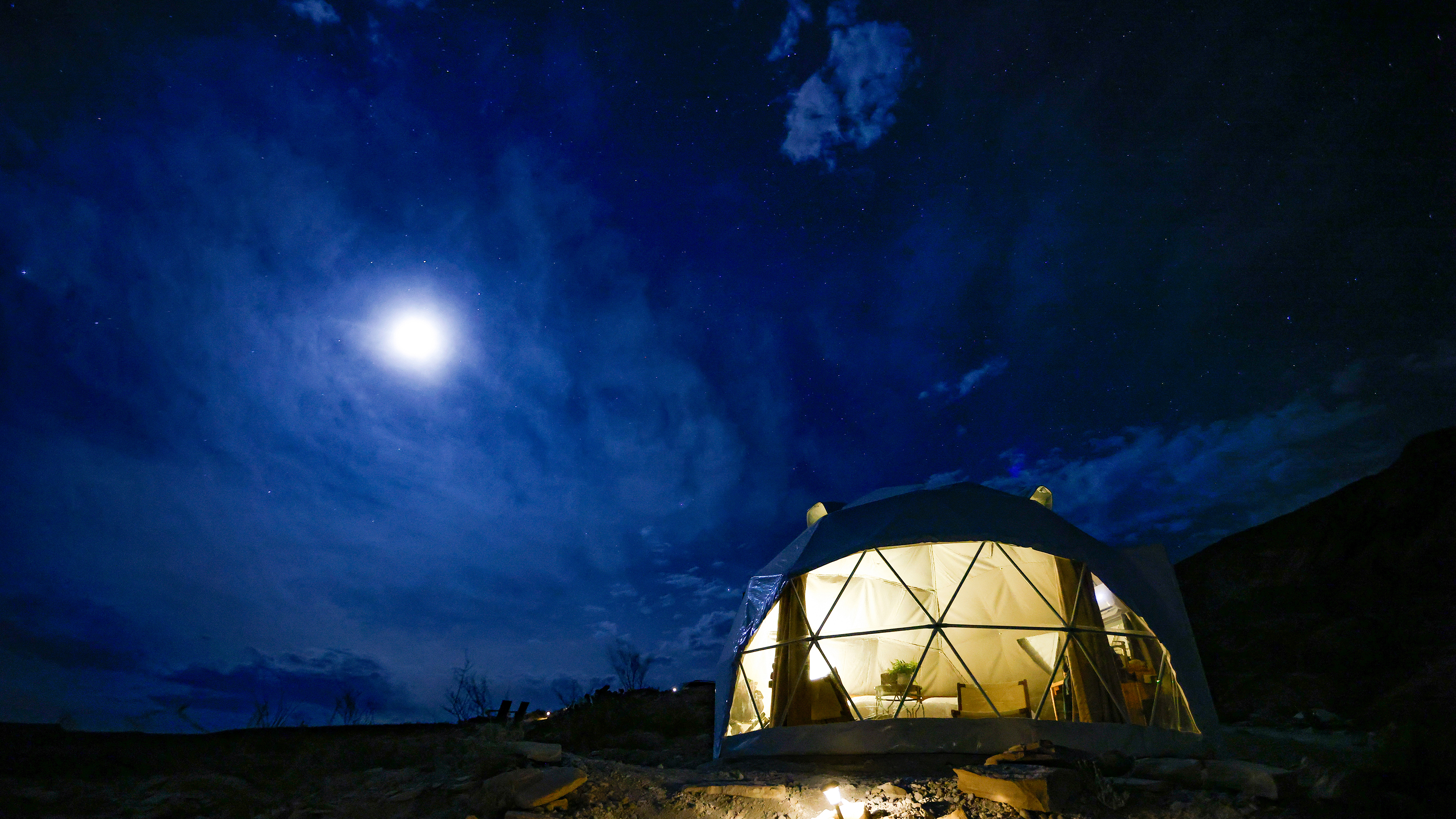 'AOPA Pilot' wins awards