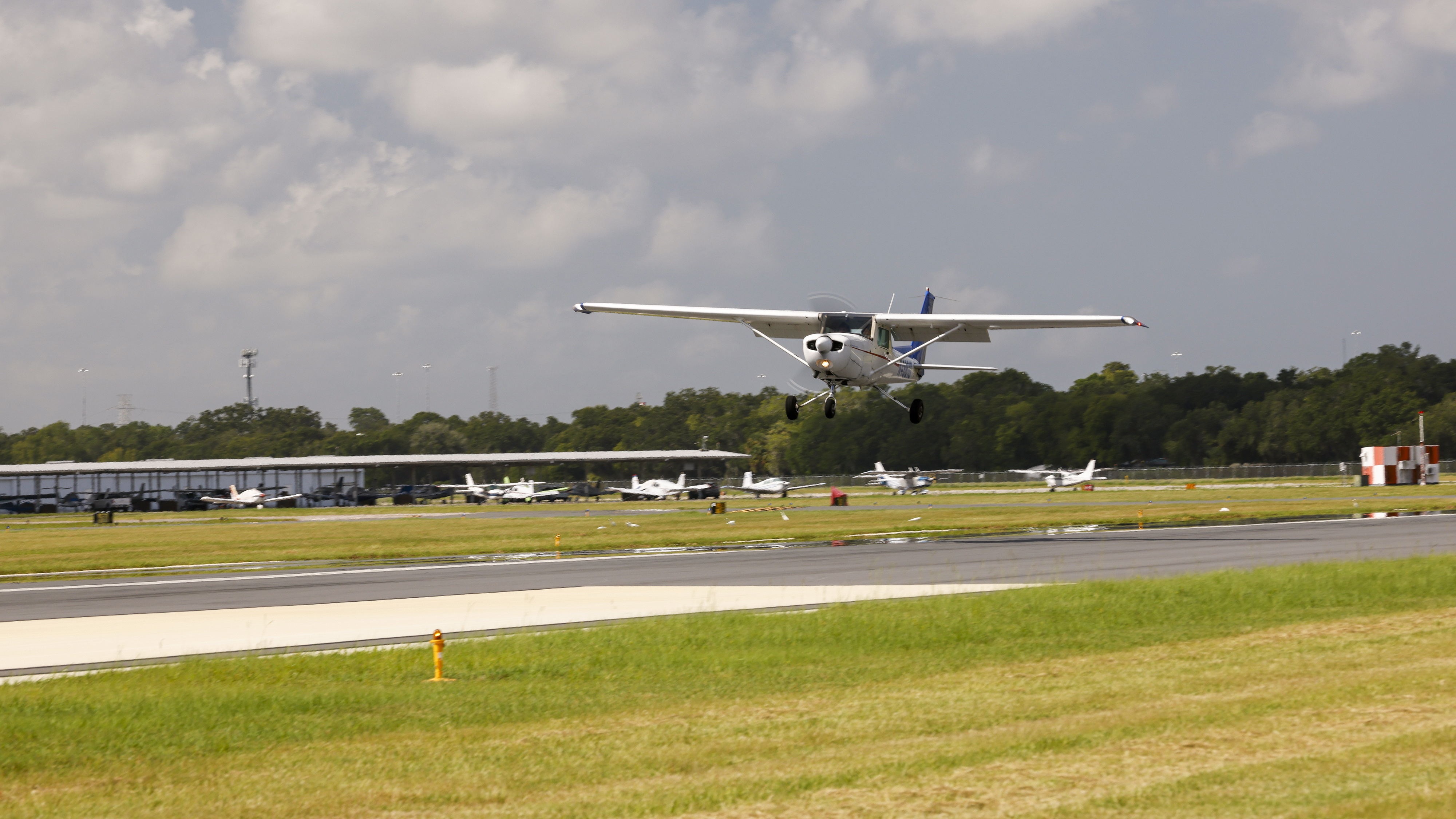 Florida becomes second state to ban ADS-B-based billing