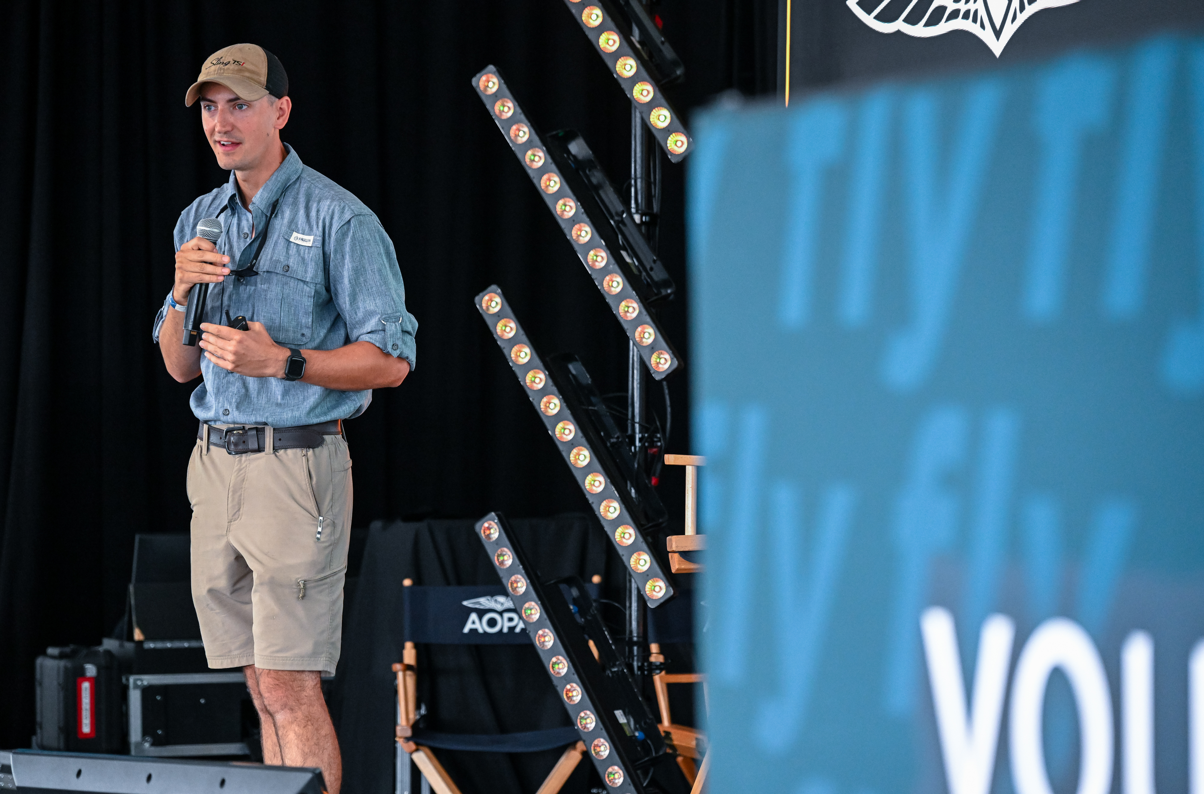 Aviation101’s Josh Flowers presents a program on SiriusXM Weather at the AOPA campus. Photo by David Tulis.