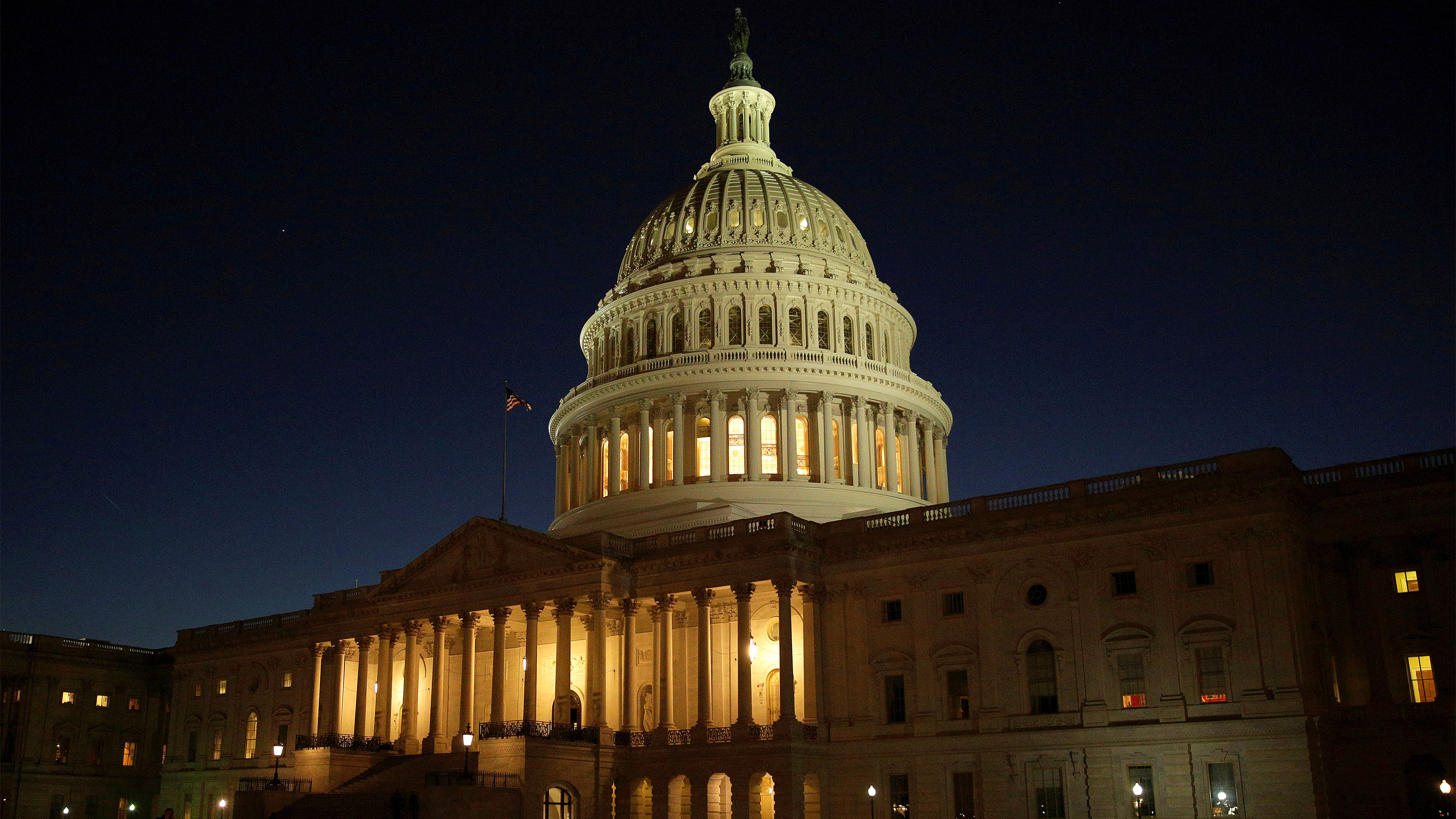 AOPA warns Congress of risks to FAA funding