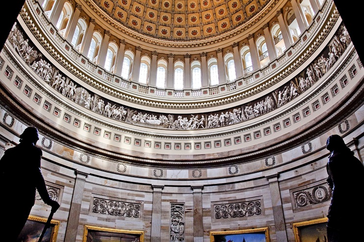 The Capitol is home to the U.S. Congress and its House and Senate. The legislative branch has significant influence over general aviation. iStock photo.
