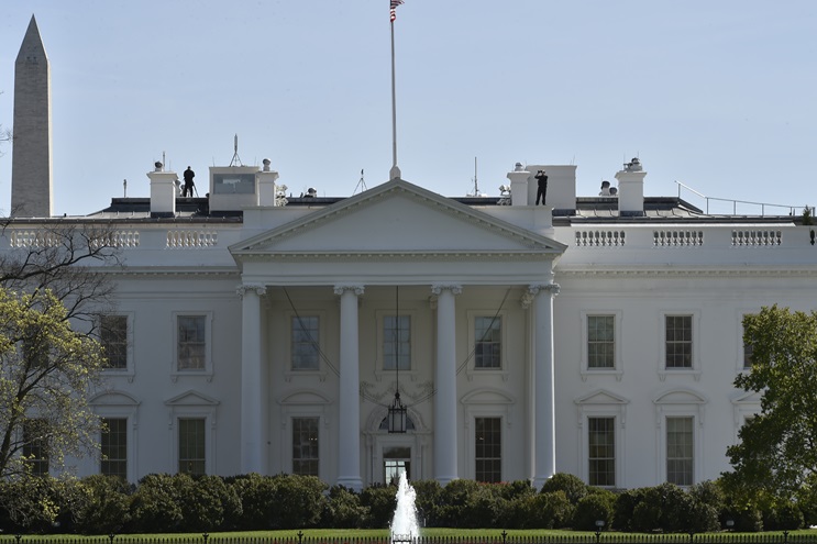 The president's administration in the White House is one of the many government agencies with influence over general aviation. Photo by David Tulis.