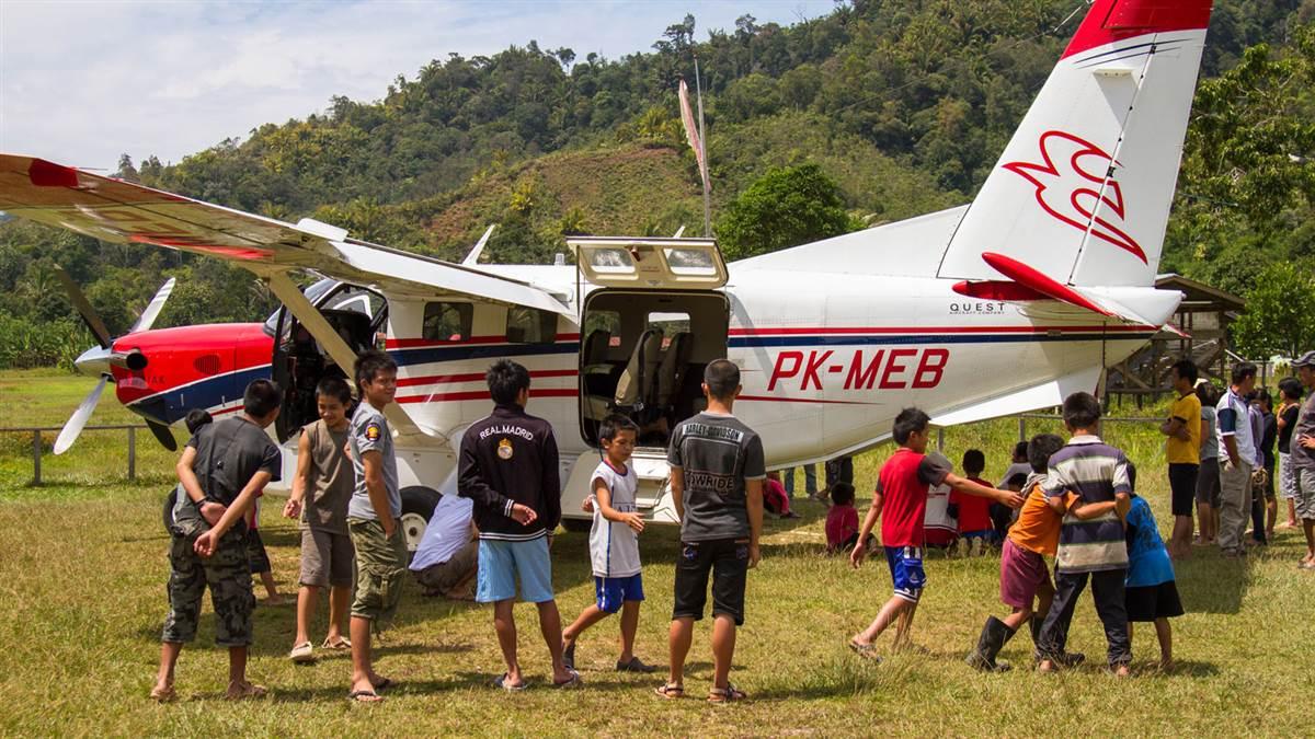 Career Pilot: On A Wing And A Prayer - Aopa
