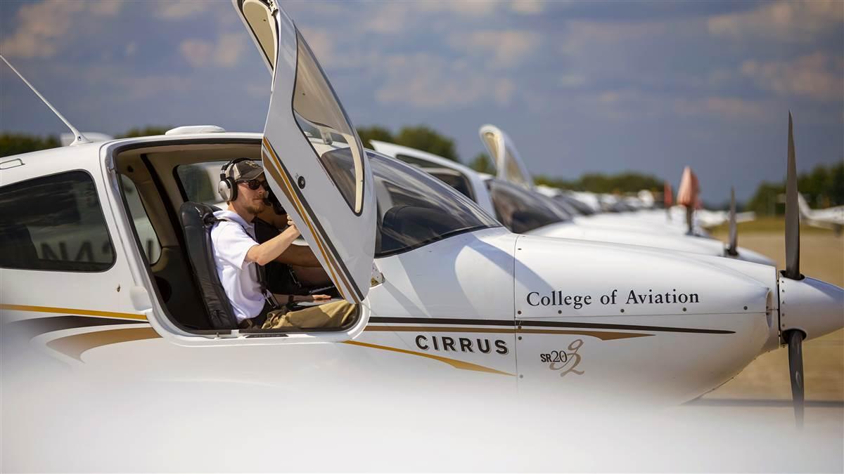 WMU College of Aviation Aviation School programs offer a variety of opportunities, like flying this Cirrus SR20.