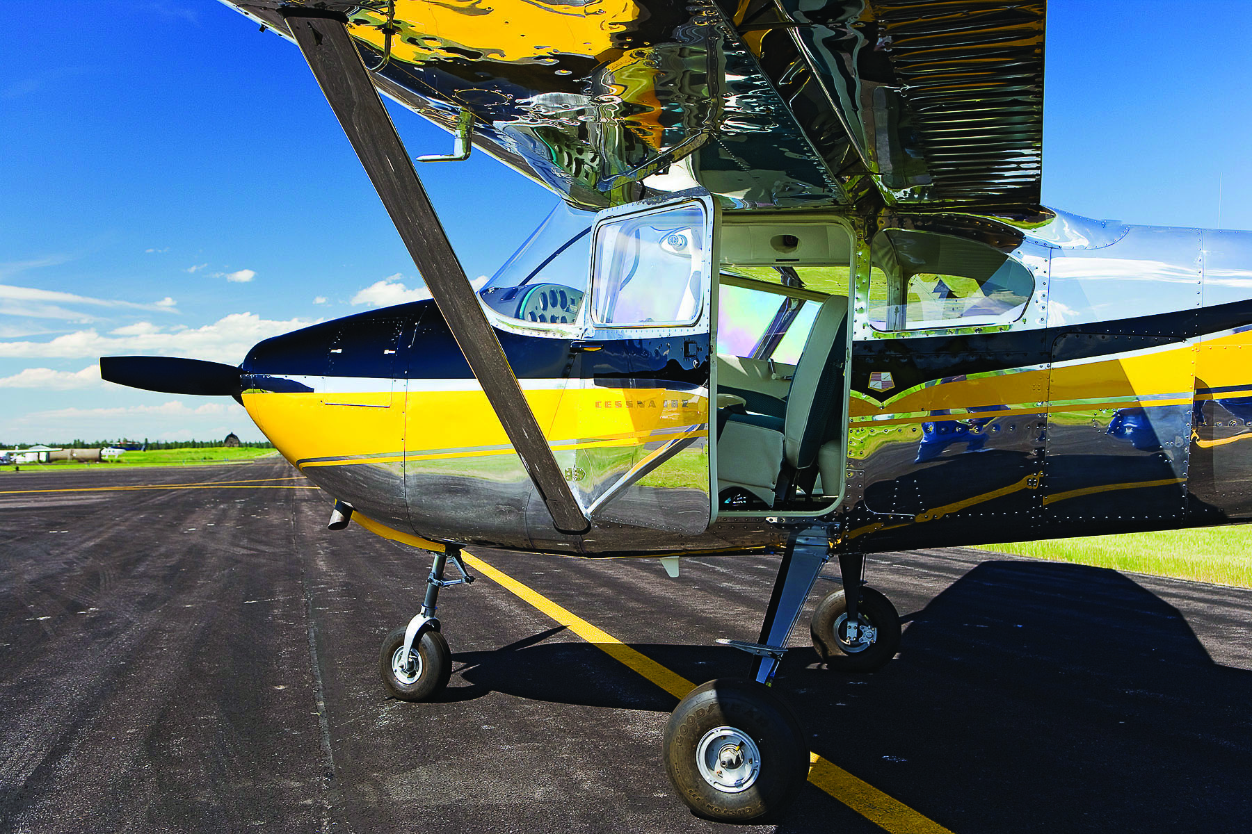 Original Cessna 182s were delivered with bare aluminum and trimmed in black and your choice of Pawnee yellow, scarlet, aqua, or Regal red.