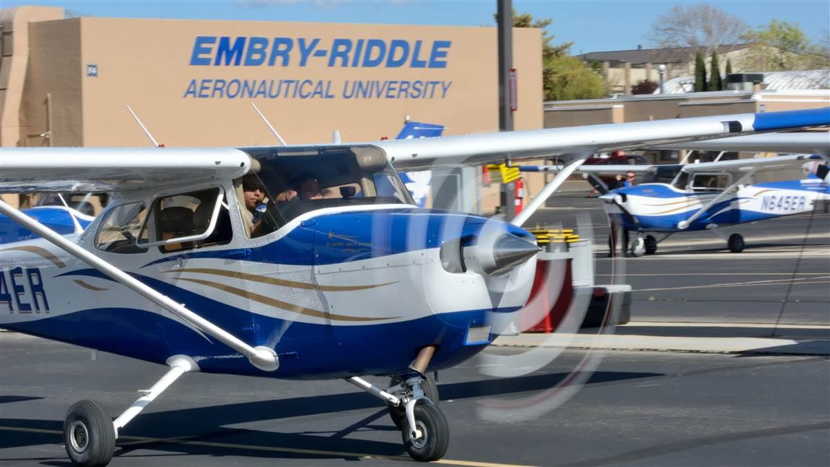 An Embry-Riddle Aeronautical University Cessna 172 taxies out for a training flight.