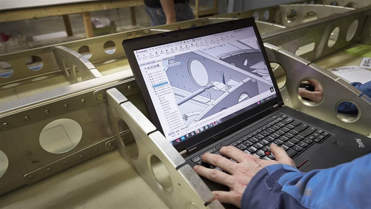 Merlin leaves the nest - AOPA