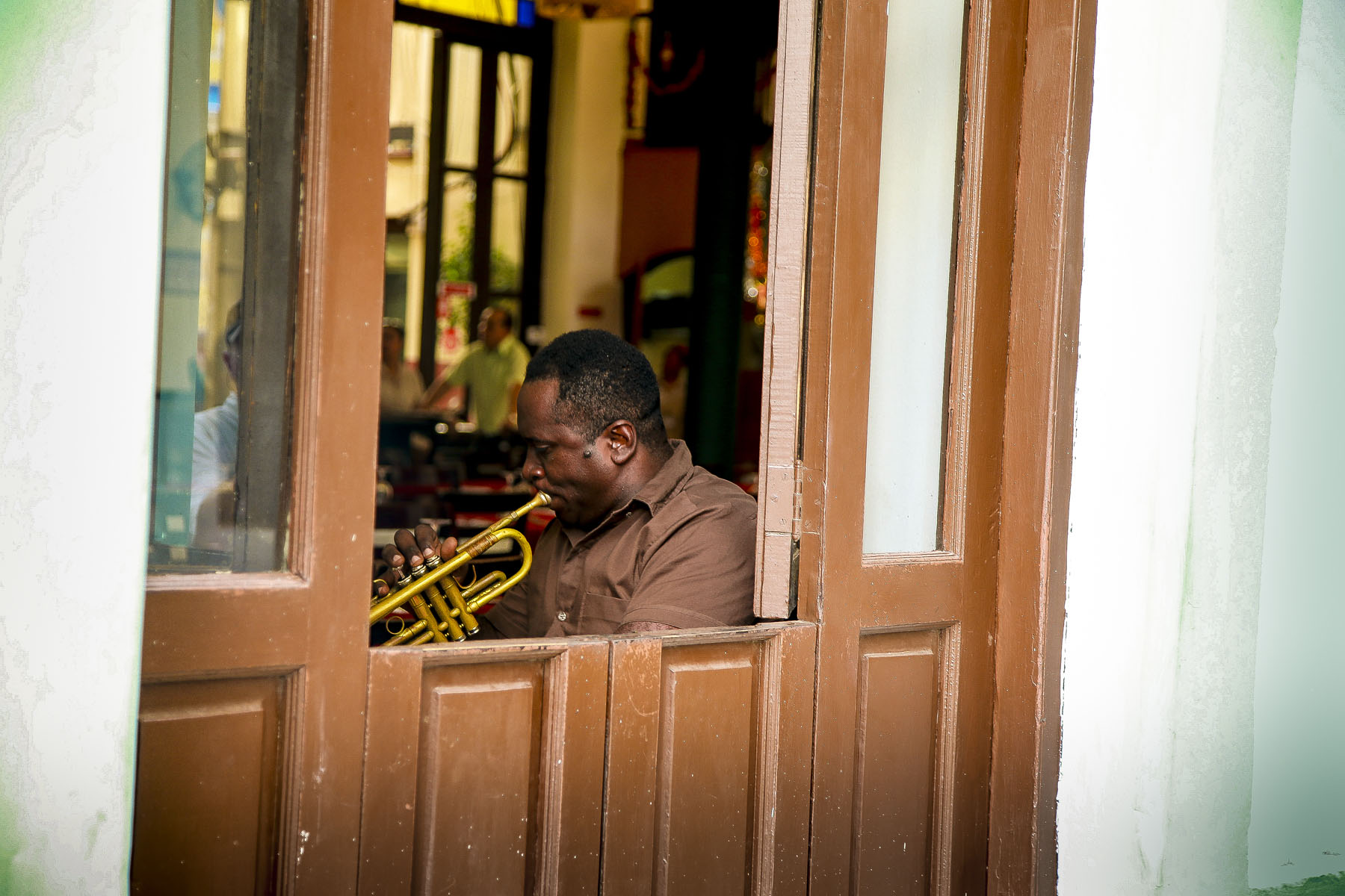 Welcoming people: Cubans are happy to welcome tourists