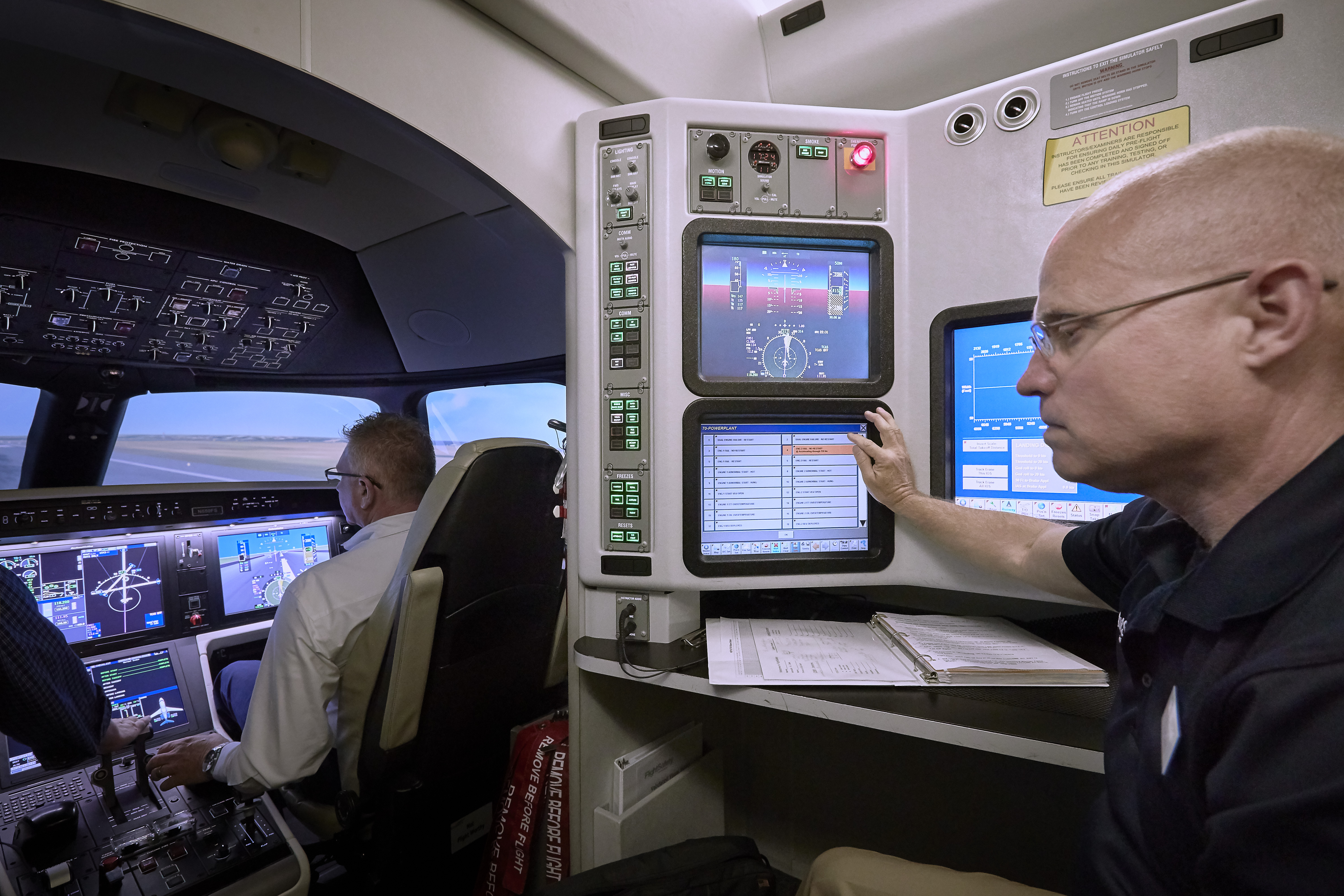 Type rating in Embraer's Legacy 500