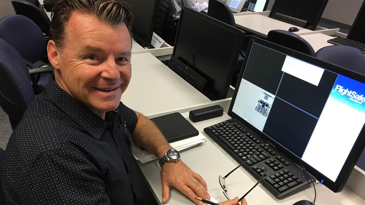 Legacy 500 Simulator