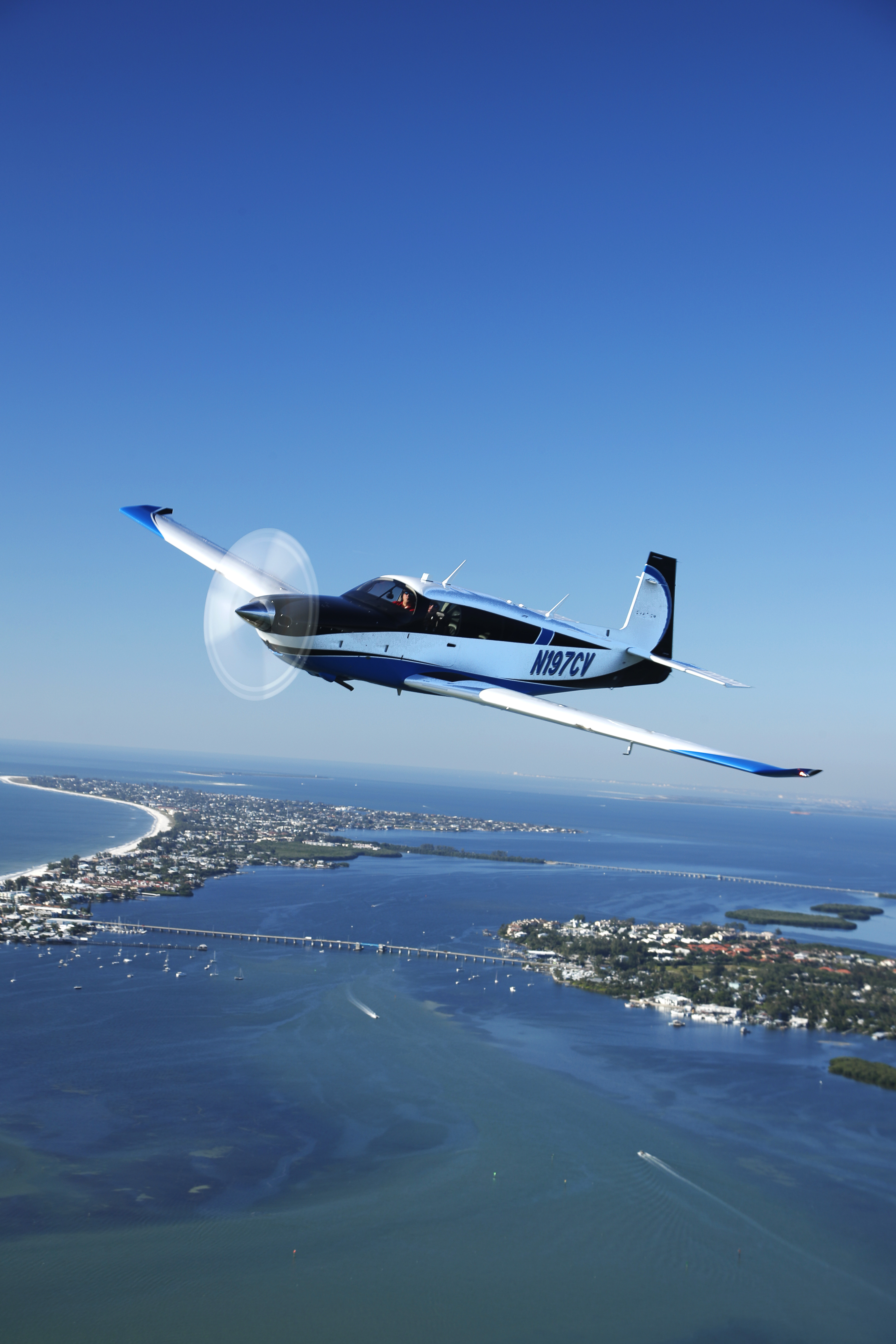 Mooney Ovation Ultra