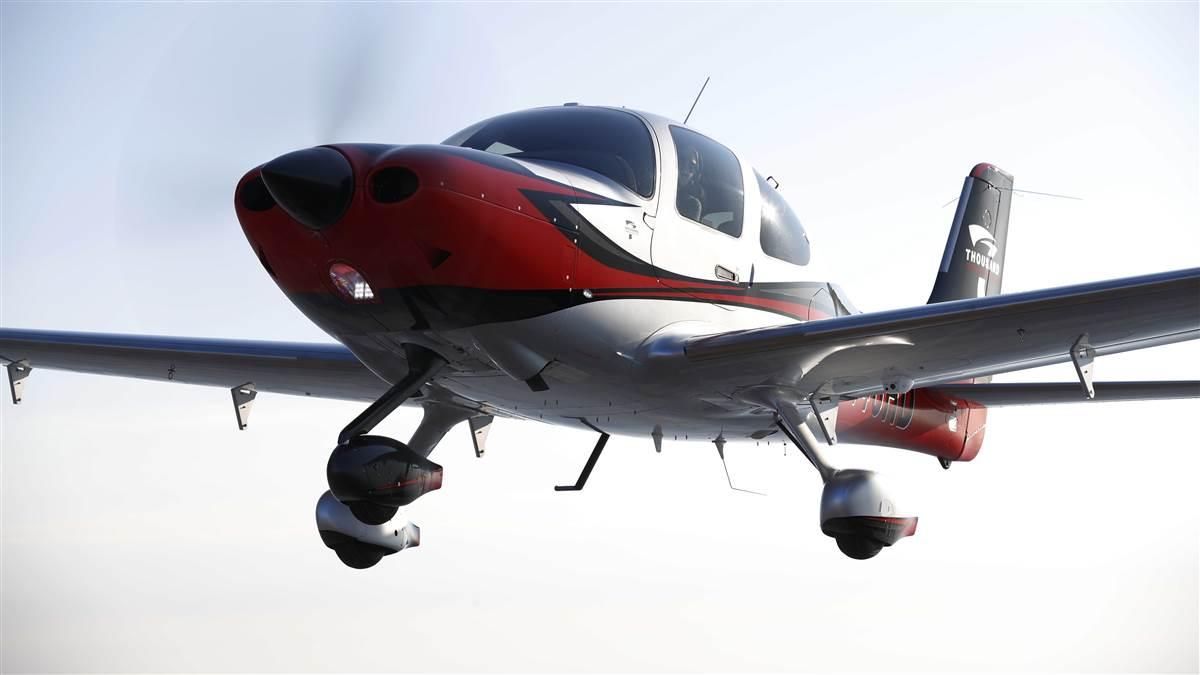 First Look: Seven thousand and climbing - AOPA