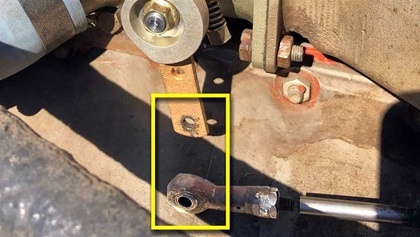 The throttle cable was found disconnected from the throttle bellcrank, and the attaching hardware was gone.