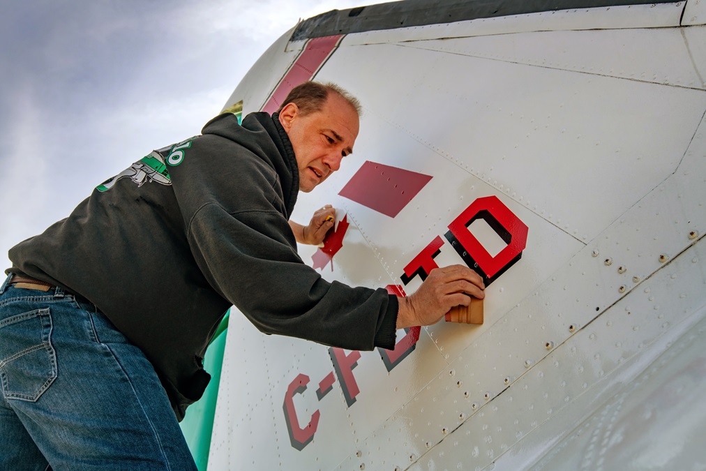 Restoring a DC-3