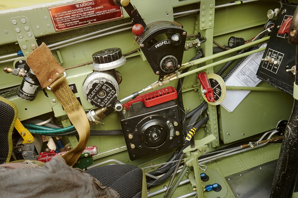 Curtiss P-40 Warhawk