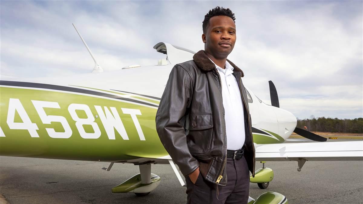 Pilots Courtland Savage