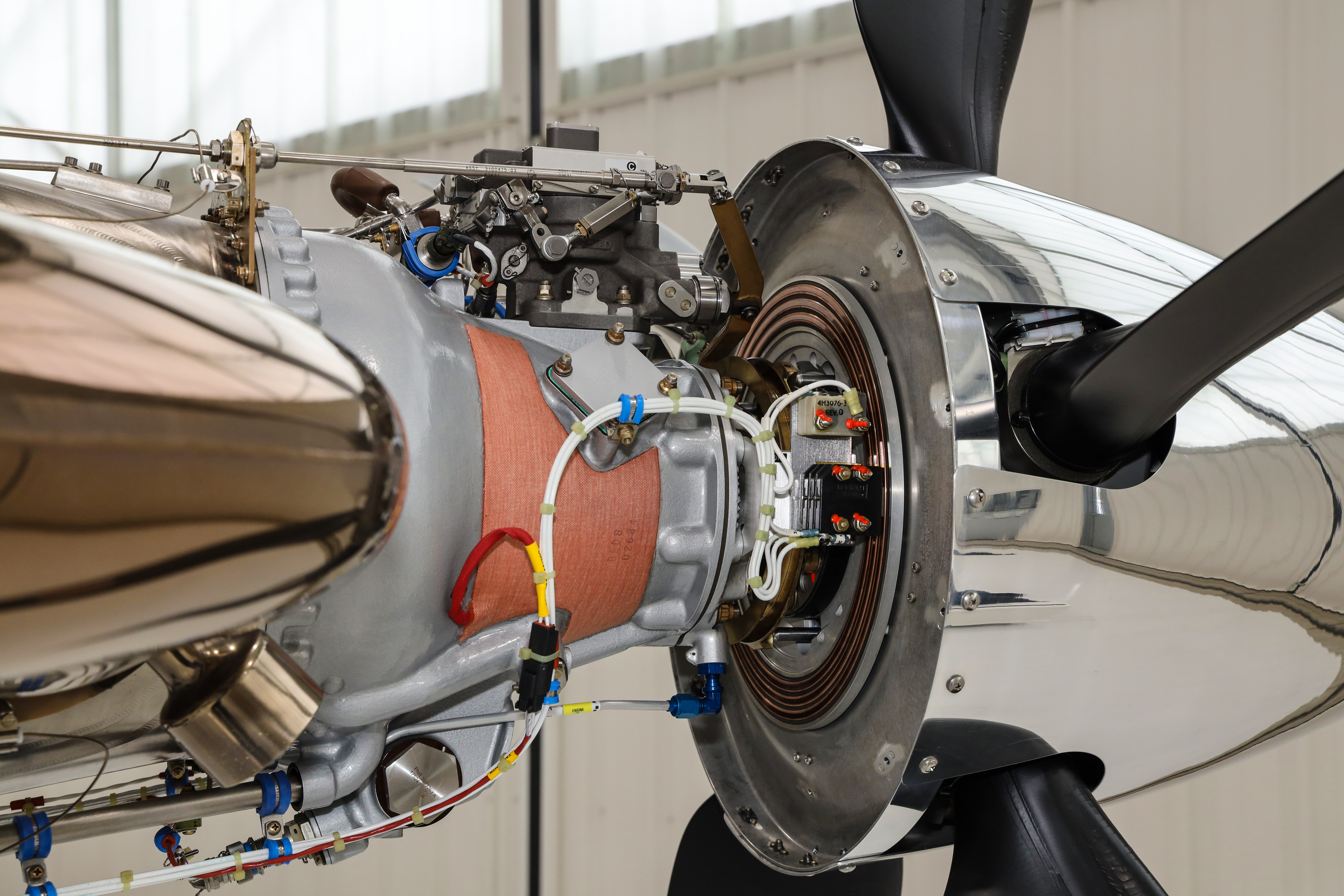 Earlier PC–12s make generous use of pushrods and other mechanical controls to adjust power, fuel flow, and propeller rpm.