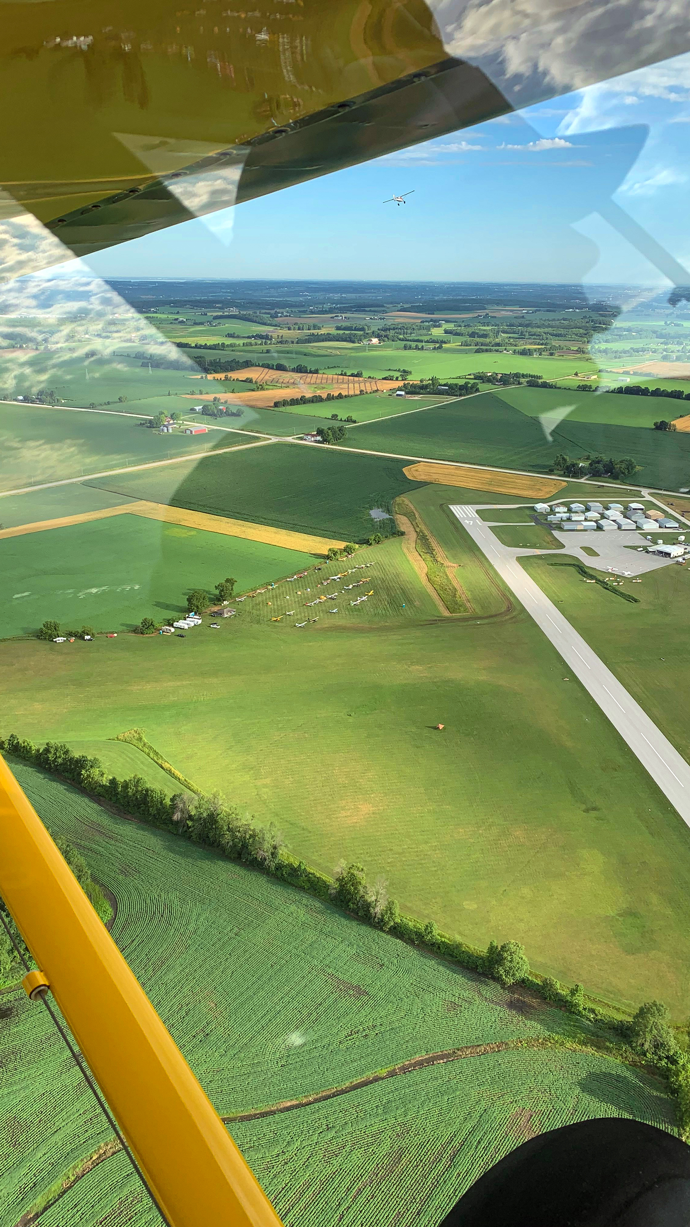 Entering the pattern at New Holstein.